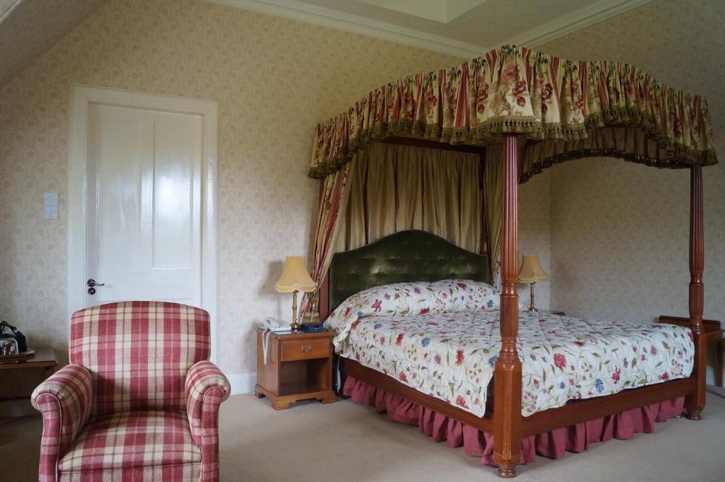 Glengarry Castle Hotel Інвергаррі Номер фото